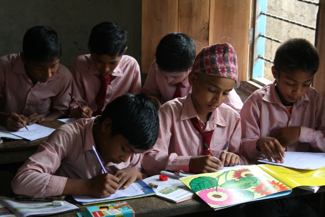 Creative activities such as drawing help a child learn a new concept